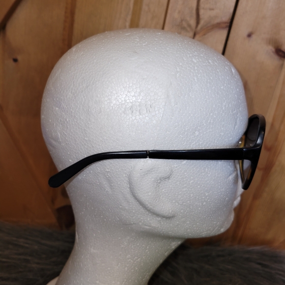 Kate Spade Sunglasses with Case - Picture 3 of 16